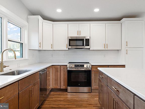 5th image of 1503 Emory Rd