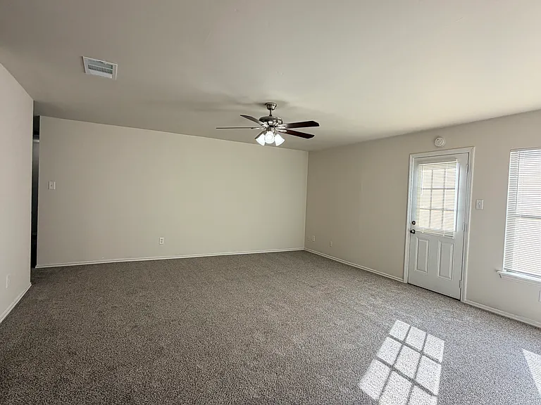 9742 Misty Plain Dr — Photo 4