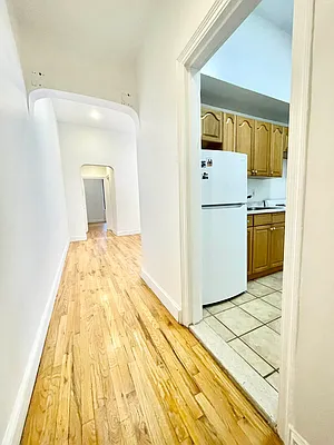 Rented by HOLTON REAL ESTATE INC. | media 3