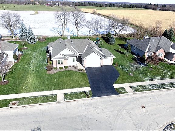 3rd image of 6018 Sweet Grass Dr