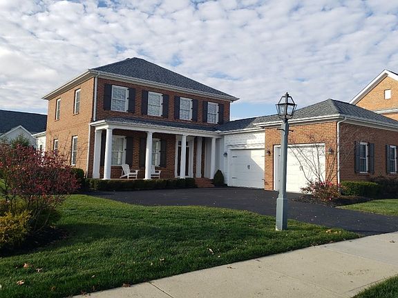3rd image of 7933 Straits Farm N