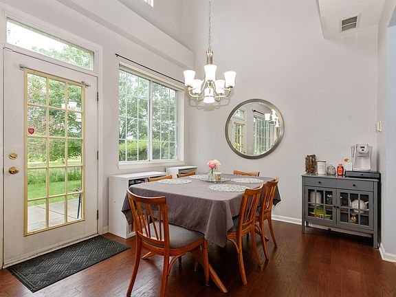 5th image of 7337 Grandview Ct Unit 7337