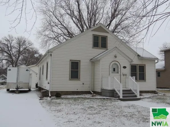 316 1st Ave NE, Le Mars, IA 51031
