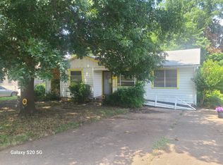 12211 Schroeder Rd, Dallas, TX 75243