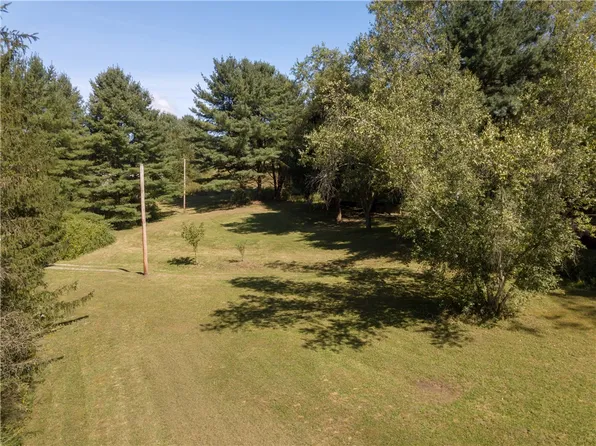 200 Toy Rd E, Kittanning, PA 16201