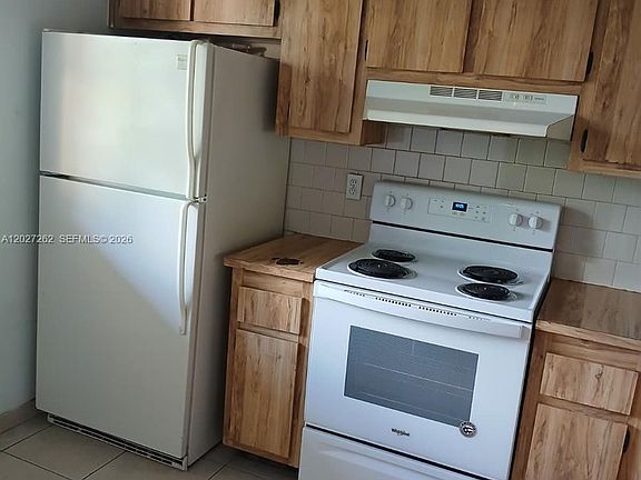 4th image of 9141 NW 1st Ct #204