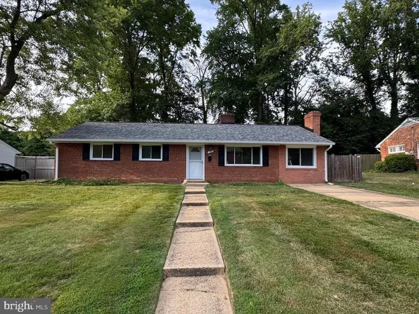 7441 Long Pine Dr, Springfield, VA 22151