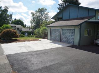 14342 SE Yamhill St, Portland, OR 97233