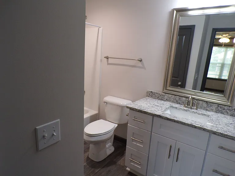 Lowe Drive 323 1-8 — Photo 6