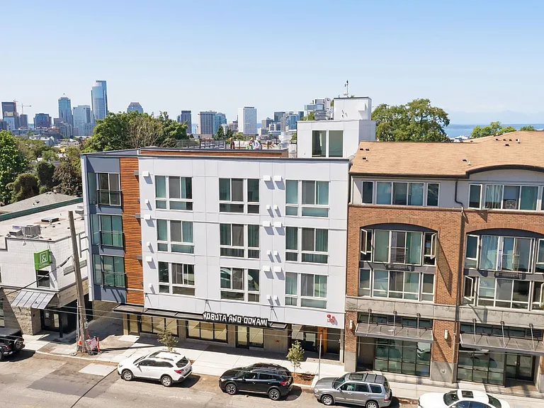 Felix Flats — Photo 30