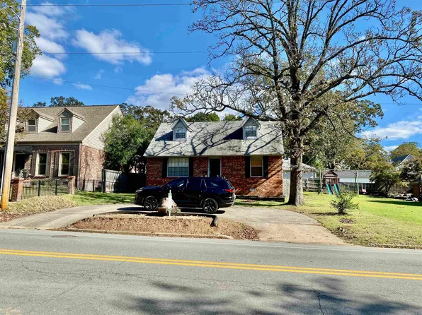 2511 N University Ave, Little Rock, AR 72207
