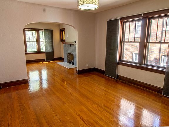 5th image of 7745 Delmar Blvd Floor 2