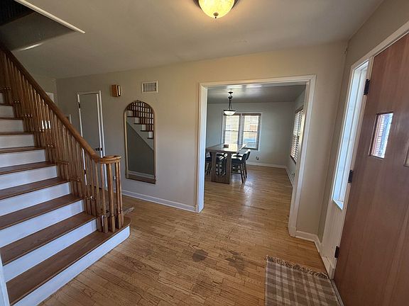 5th image of 620 N Fossil St