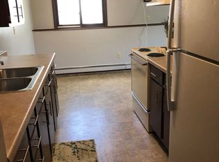 613 2nd St SW APT 102, Jamestown, ND 58401