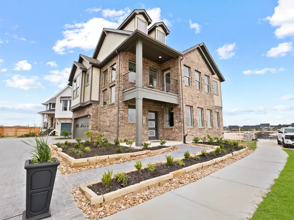 21202 Fiery Skipper Dr, Cypress, TX 77433