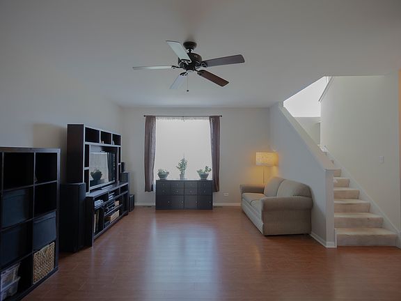 2nd image of 939 Summit Creek Dr #939