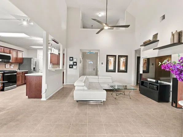 2802 White Sands Dr, Deer Park, TX 77536