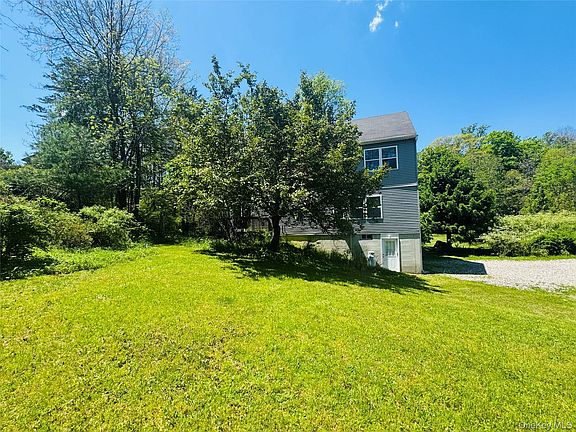 3rd image of 633 Winterton Road