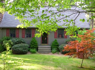 100 Central Pike, Foster, RI 02825