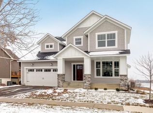 6680 Lamplight Dr, Albertville, MN 55301
