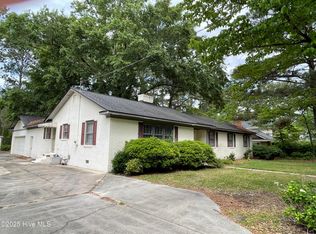 2008 Pinecrest Dr, Greenville, NC 27858