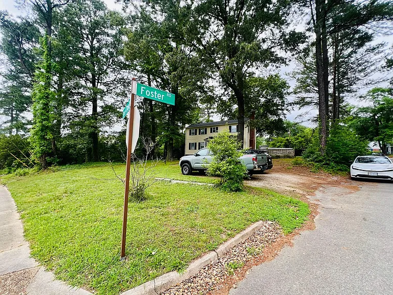 7400 Three Chopt Rd — Photo 3