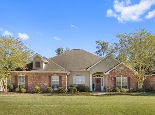 306 Riverwood Dr, Saint Rose, LA 70087