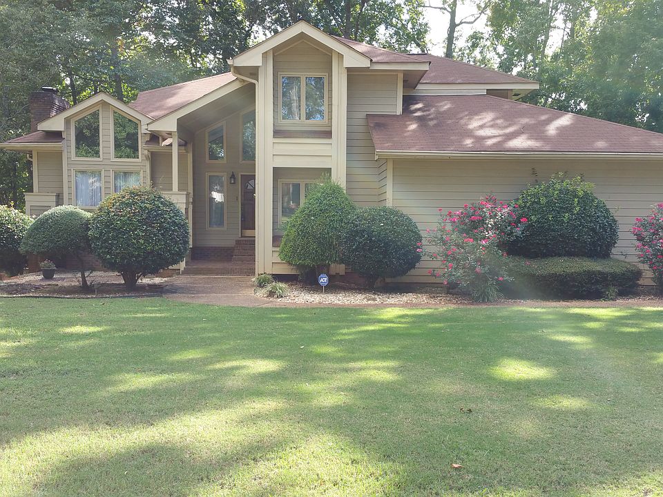 1st image of 3306 Sams Way SE
