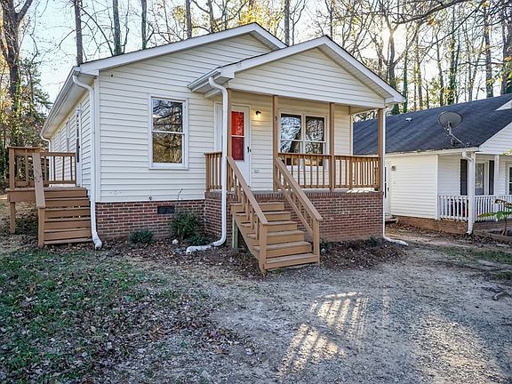 2nd image of 9 Quad Oak Dr