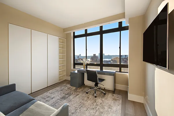 Sold by Brown Harris Stevens | media 29