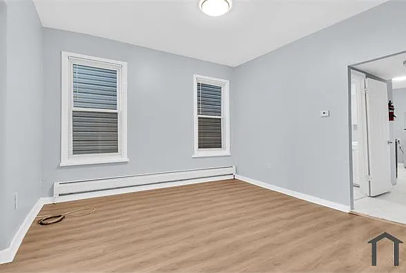 139 S 8th St #1 — Photo 6