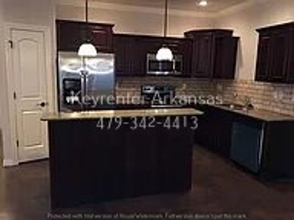 3rd image of 218 E Granada St