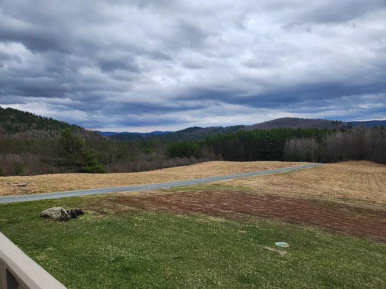 309 Thistle Hill Ln — Photo 11