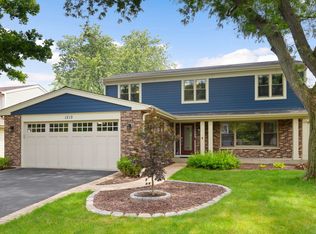 1219 Highland Ln, Glenview, IL 60025