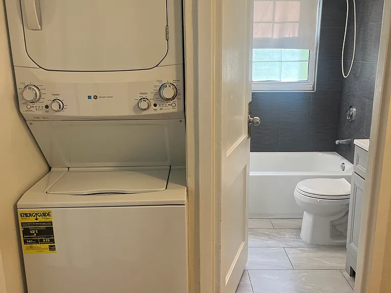 30 Roberts Dr — Photo 9