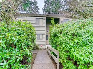 26 Cervantes Cir, Lake Oswego, OR 97035