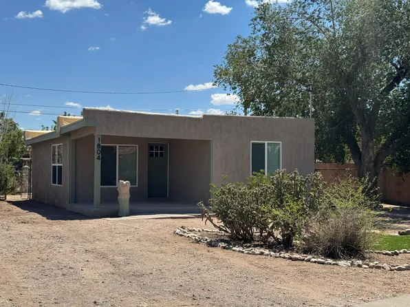 1804 Slate Ave NW, Albuquerque, NM 87104