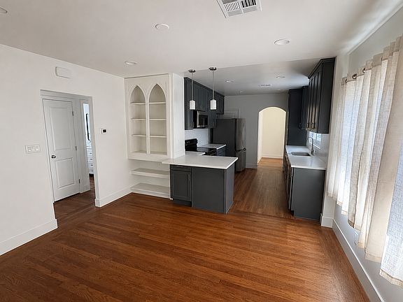 4th image of 2617 T St