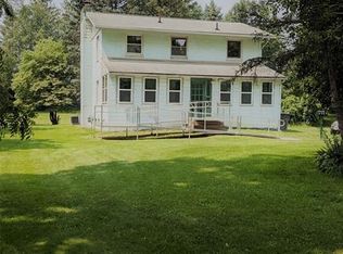 3900 Childs Lake Rd, Milford, MI 48381
