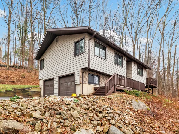 41 Elbow Hill Road, Brookfield, CT 06804