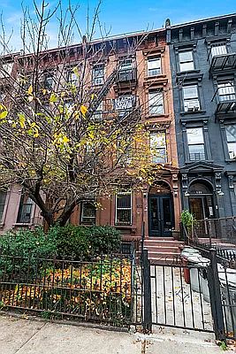 1st image of 502 Clinton Ave APT 1