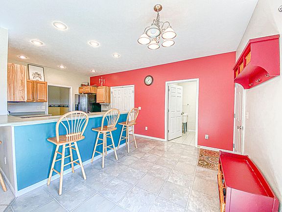 3rd image of 29329 Saddlebred Ln