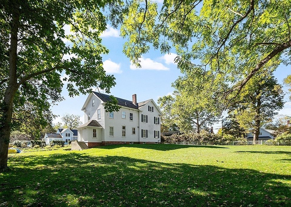 1st image of 25 Fairhaven Rd