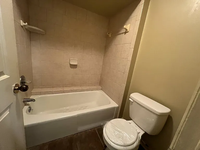 406 Club Dr — Photo 9