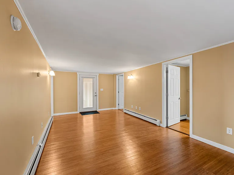 15 Jefferson St #2 — Photo 16