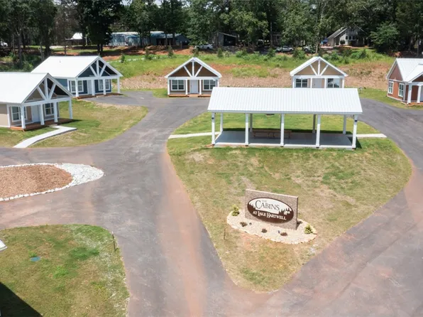 1017 Smyzer Rd, Townville, SC 29689