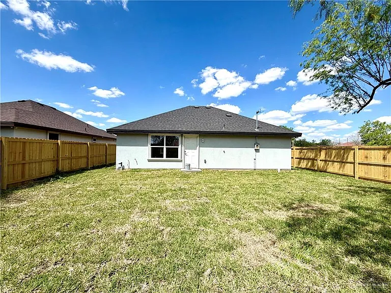 3409 Elmira Ave — Photo 16