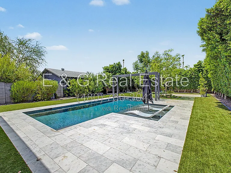 2312 E Curnow Dr — Photo 30