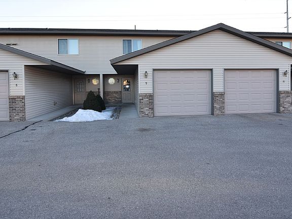 2nd image of 805 Angel Ct Unit 3