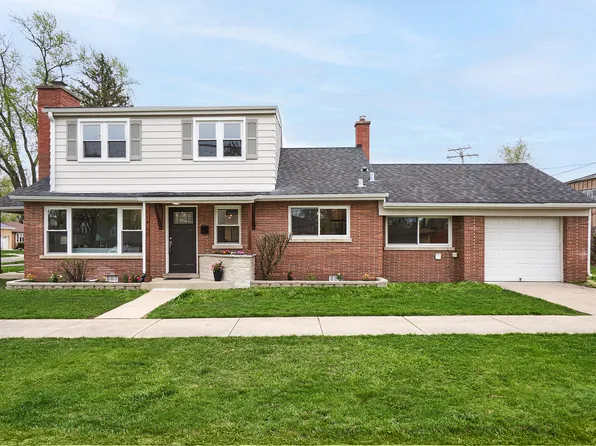 1400 Heidorn Ave, Westchester, IL 60154